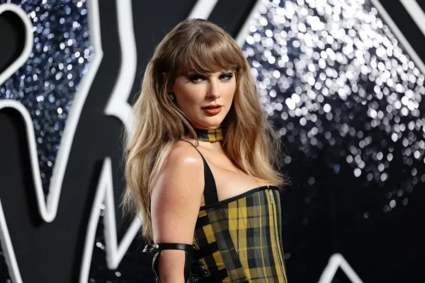 Taylor Swift Donates $5 Million to Hurricane Relief Efforts